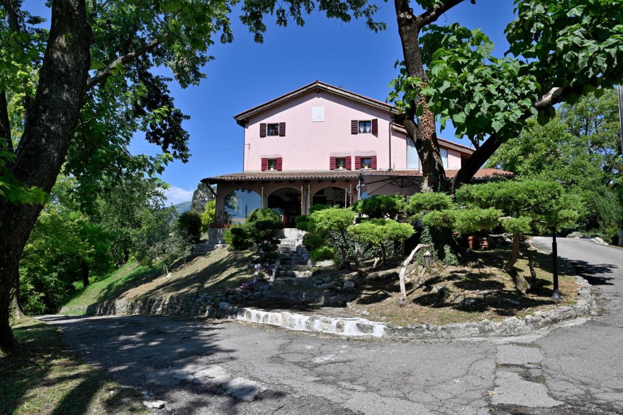 B&B Four Winds Follina Kültér fotó
